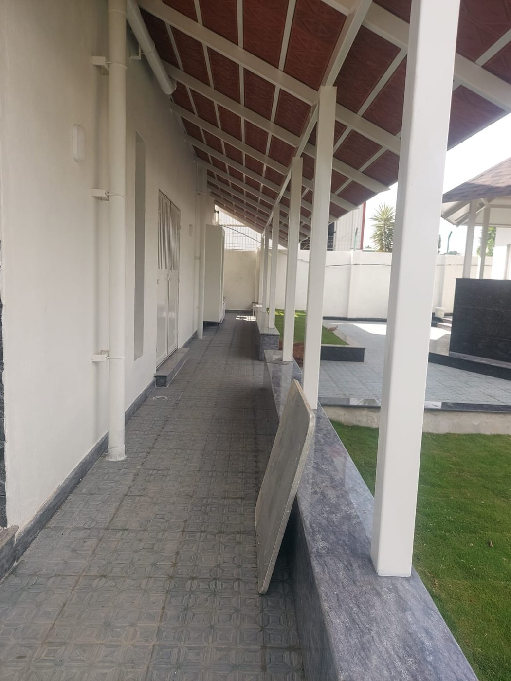 Residence, Vishweshwaraiah Layout — photo 21
