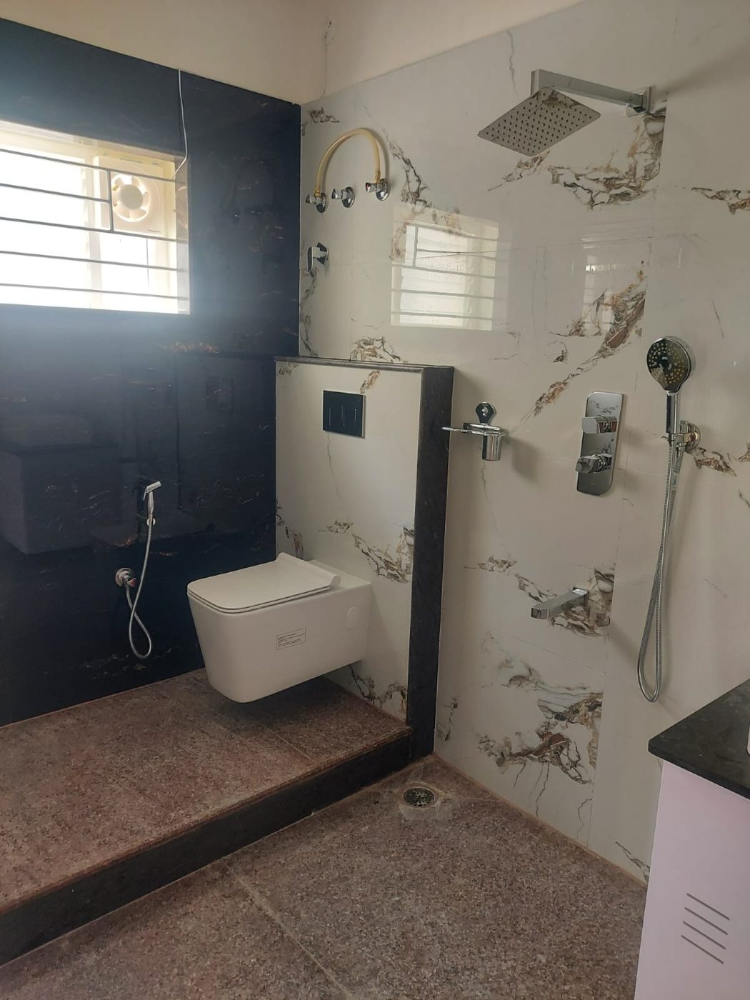 Residence, Vishweshwaraiah Layout — photo 40